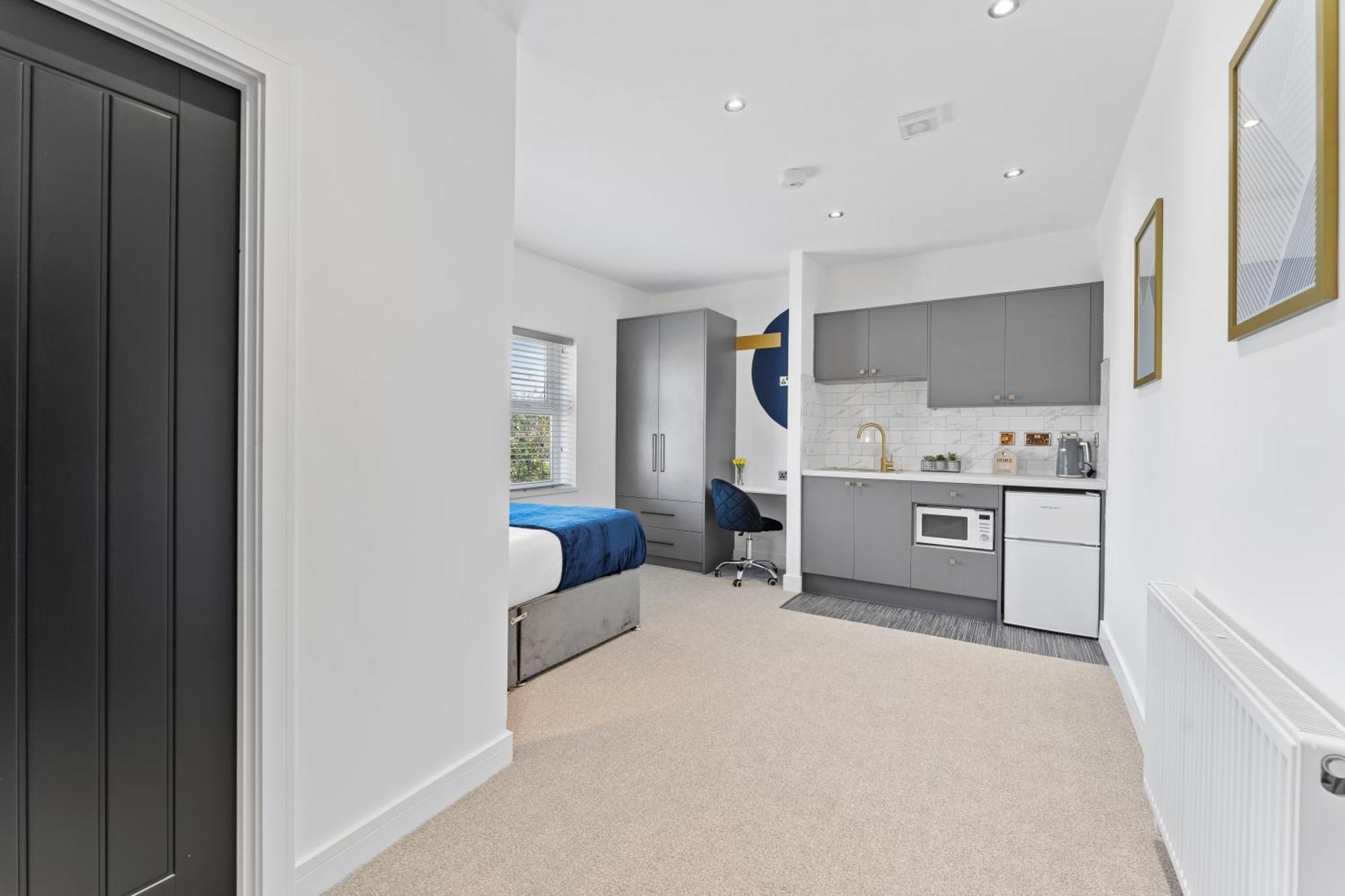 Westland House En-suite Whole Apartment *